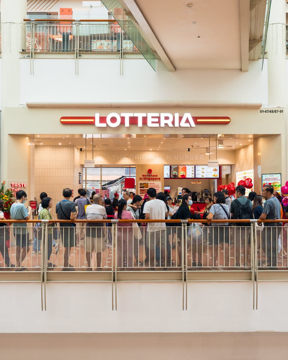 Lotteria store front at Jurong Point