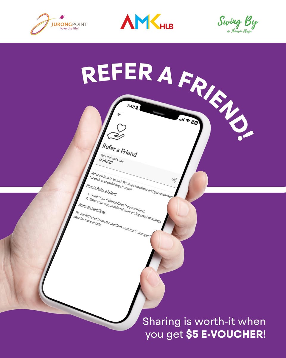 Friends shopping together at a mall