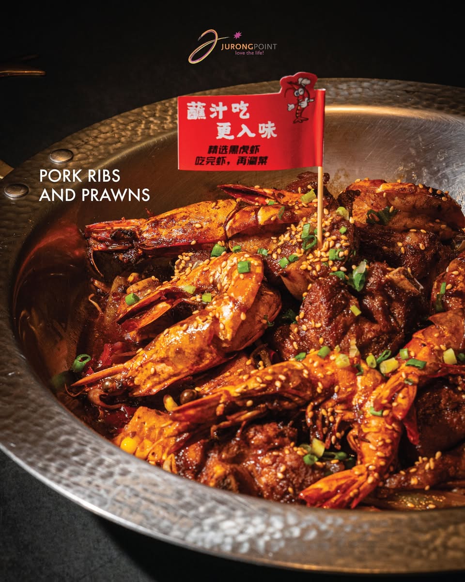 Little Pond Pork Ribs and Prawns with selected black tiger prawns in metal bowl at Jurong Point