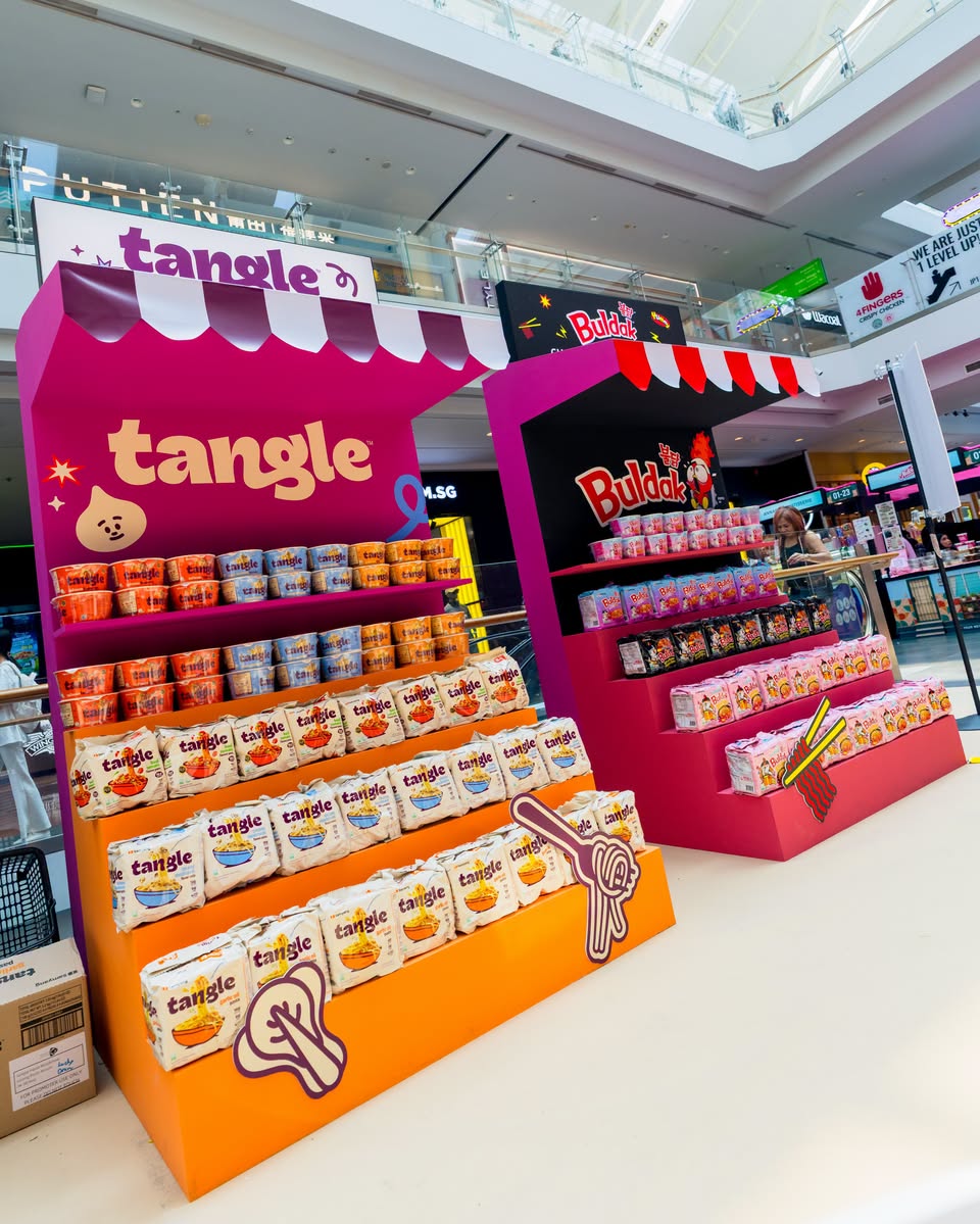 Buldak and Tangle noodle displays at Samyang Roadshow